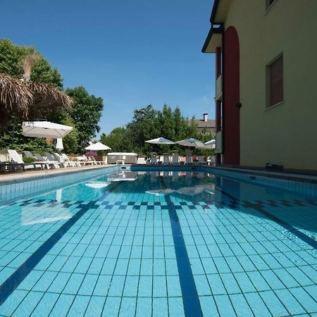 Elisabetta Hotel Cesenatico Exterior photo