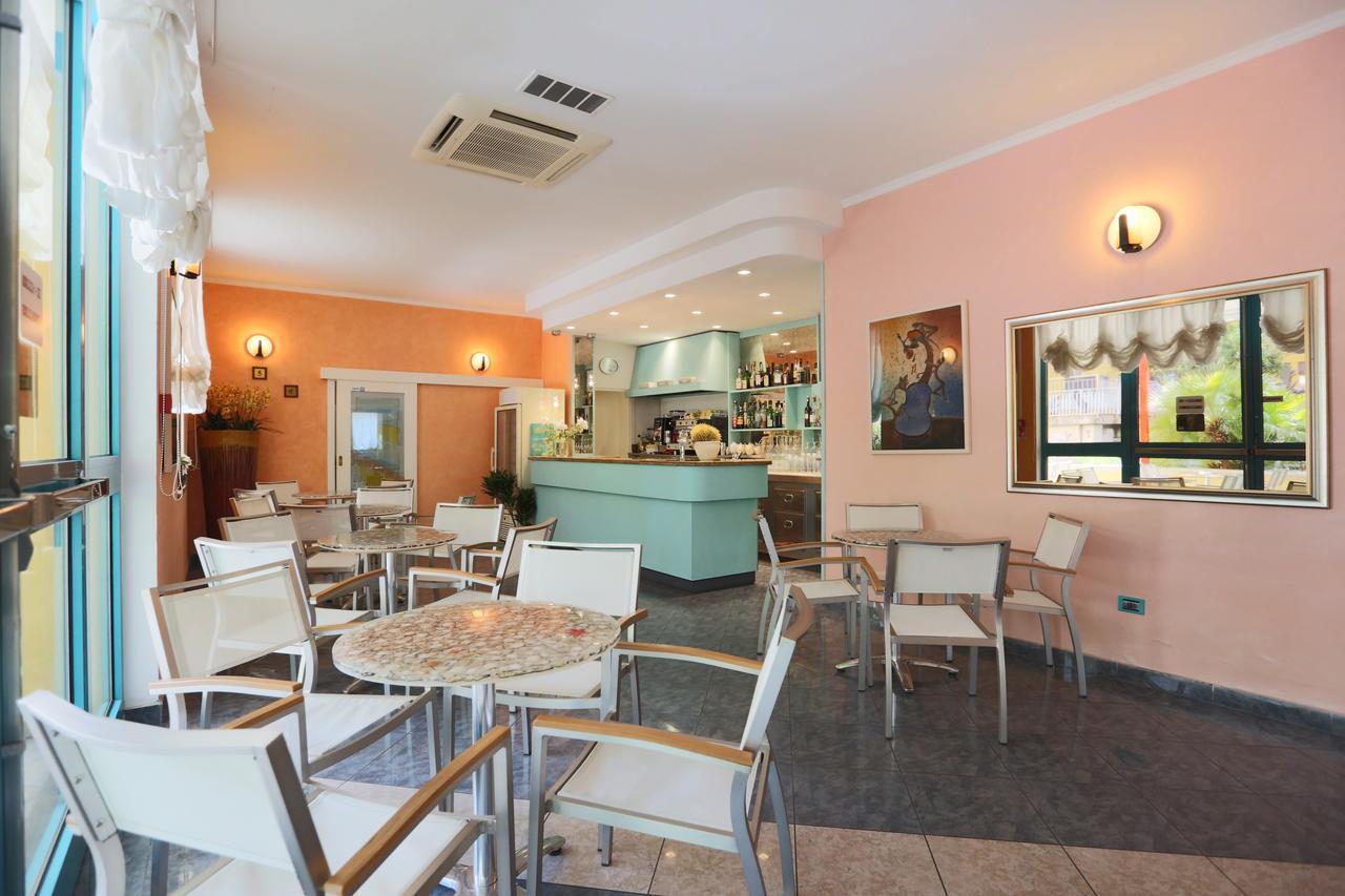 Elisabetta Hotel Cesenatico Exterior photo