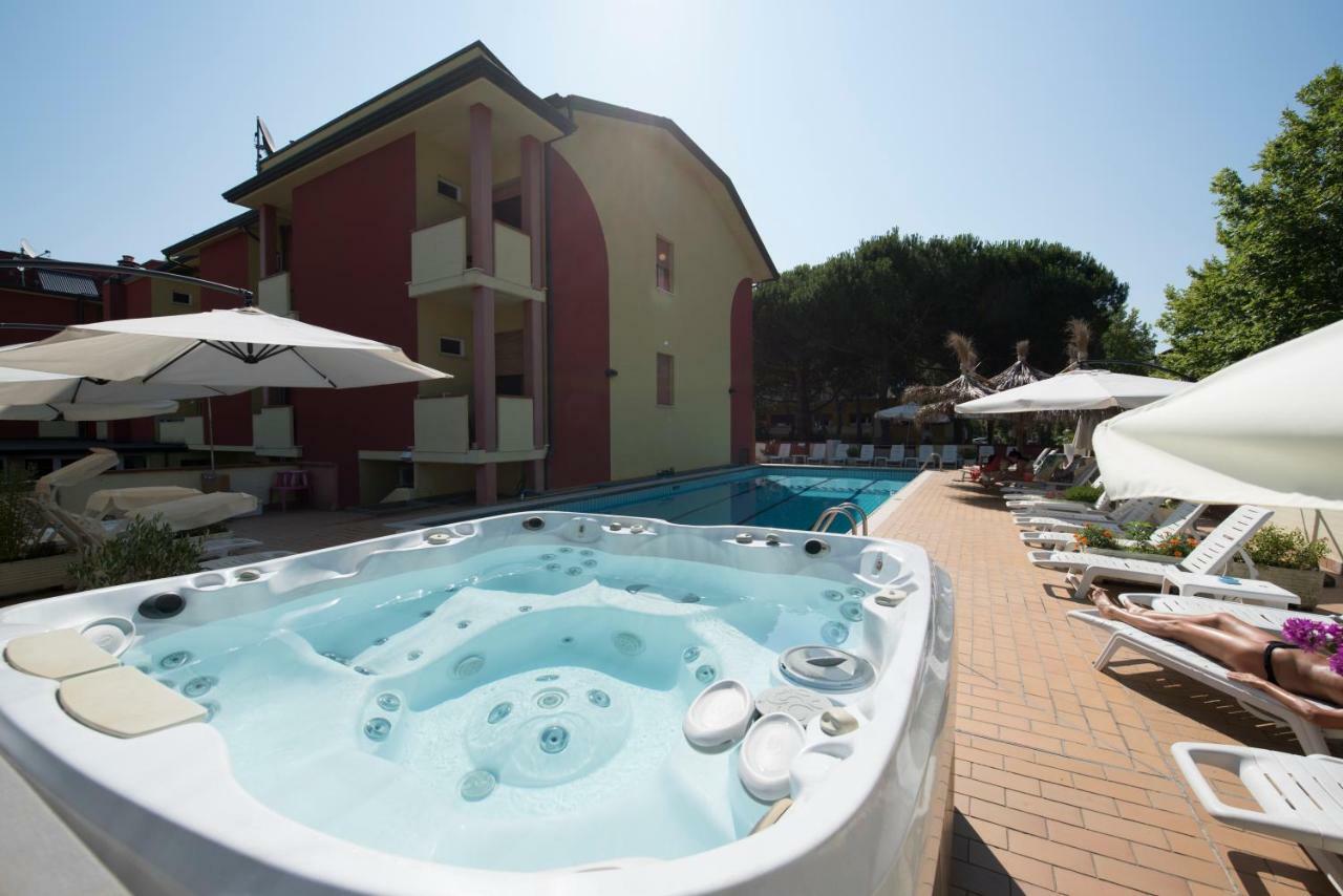 Elisabetta Hotel Cesenatico Exterior photo